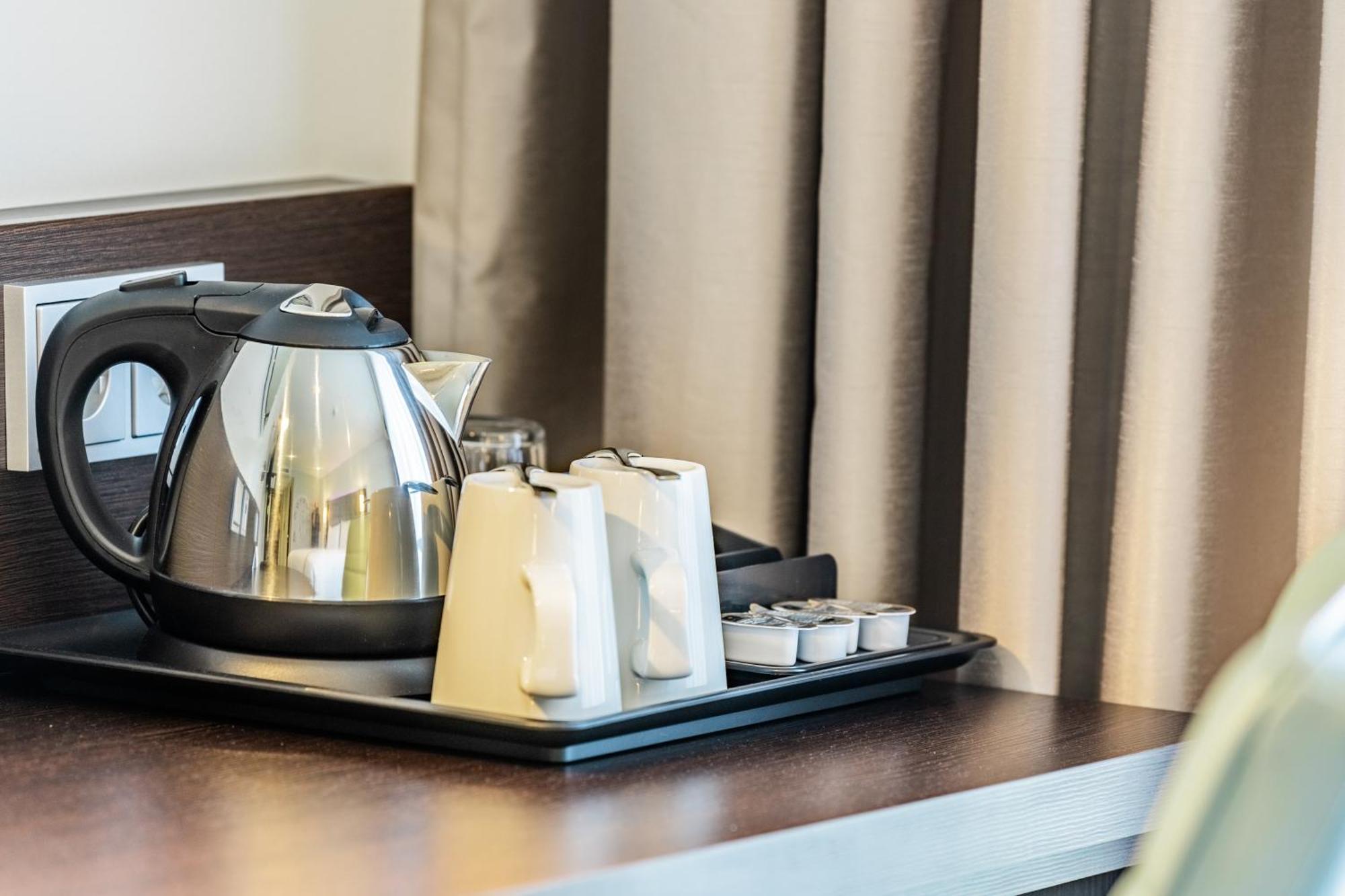 Premier Inn Luebeck City Stadtgraben エクステリア 写真