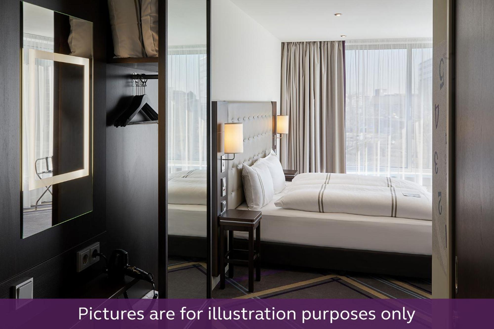 Premier Inn Luebeck City Stadtgraben エクステリア 写真