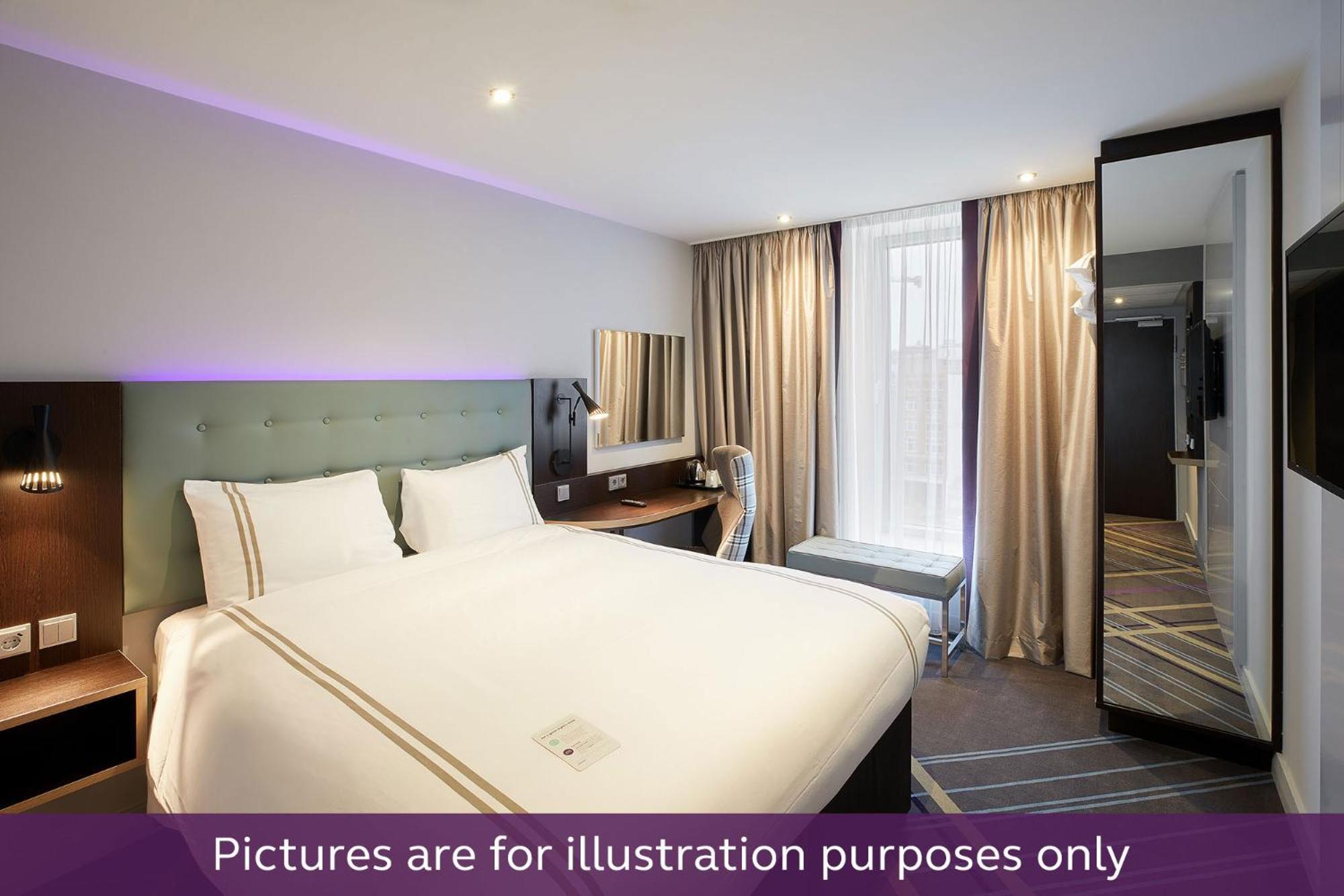 Premier Inn Luebeck City Stadtgraben エクステリア 写真