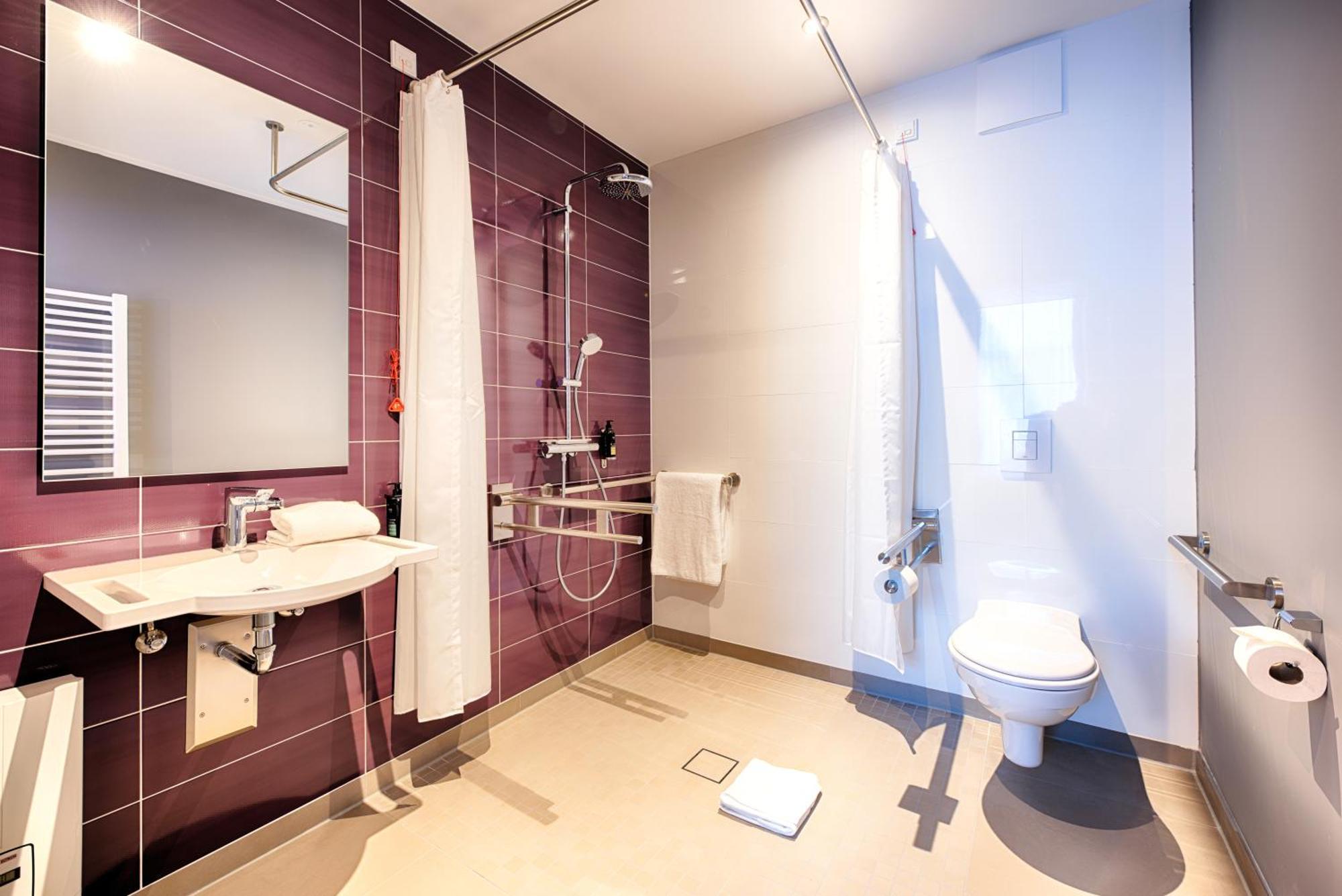 Premier Inn Luebeck City Stadtgraben エクステリア 写真