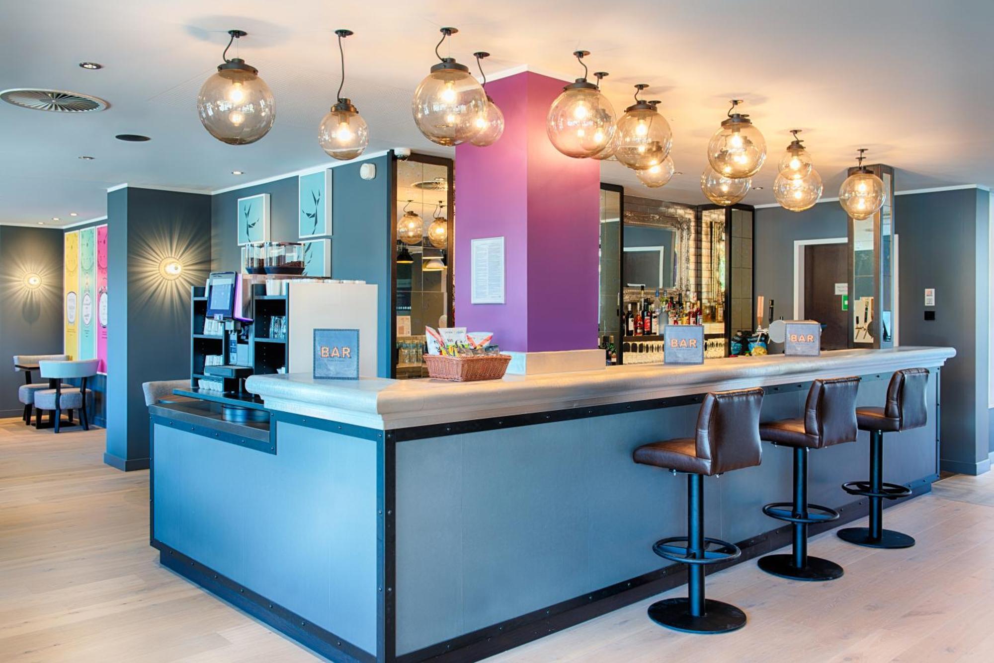 Premier Inn Luebeck City Stadtgraben エクステリア 写真